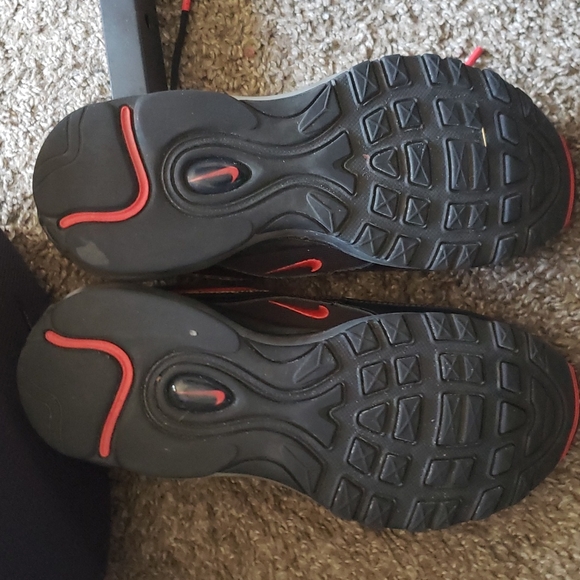 AirMax - Picture 4 of 5